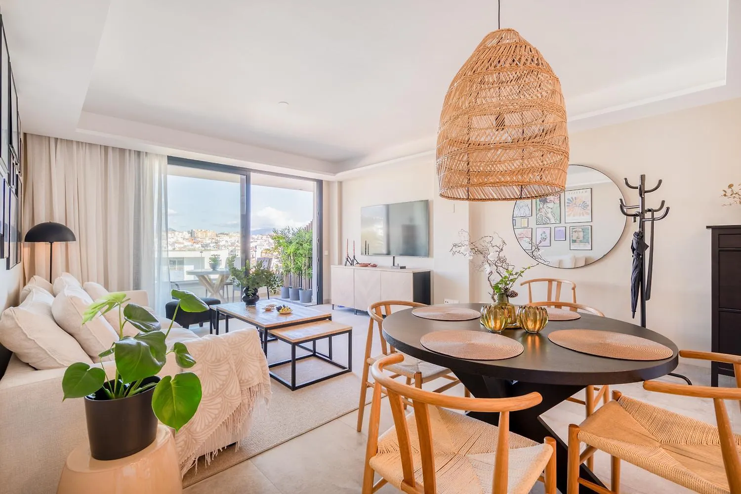 Inf34I - Modern & Bright City Apartment location